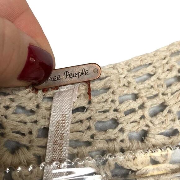 Free People Macrame Beige Crochet Vest with Tassel Fringe Detail Hippie XS - Picture 5 of 5